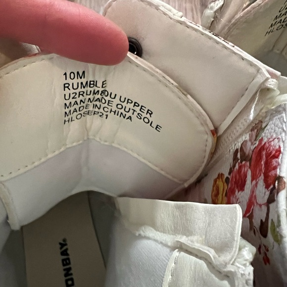 Floral combat boot - Picture 6 of 9